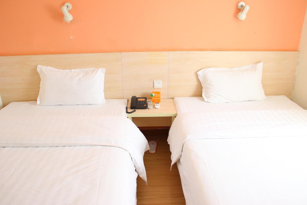 7Days Inn Guangzhou Zhongda North Gate Square Номер фото