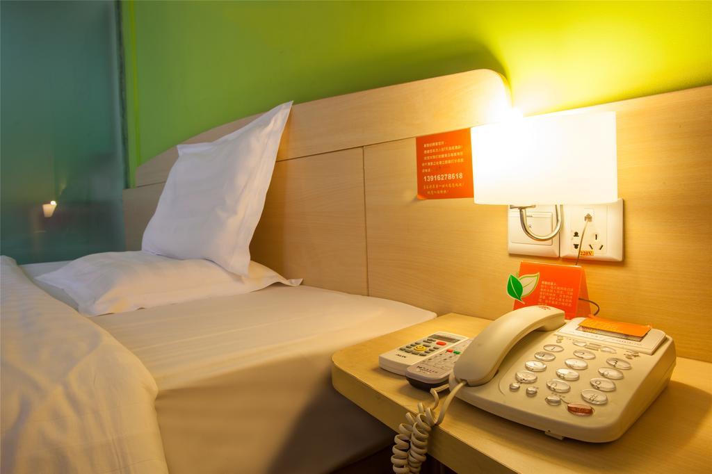 7Days Inn Guangzhou Zhongda North Gate Square Экстерьер фото