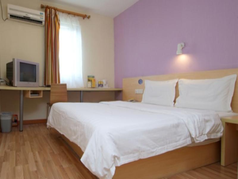 7Days Inn Guangzhou Zhongda North Gate Square Экстерьер фото