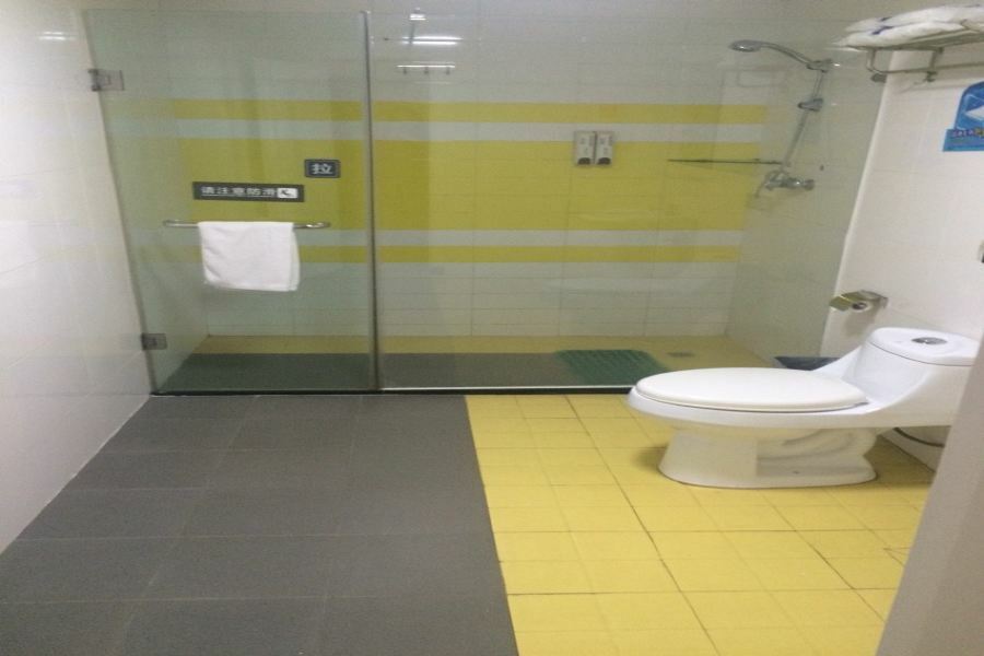 7Days Inn Guangzhou Zhongda North Gate Square Экстерьер фото