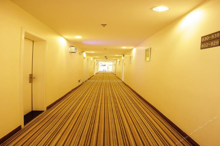 7Days Inn Guangzhou Zhongda North Gate Square Экстерьер фото